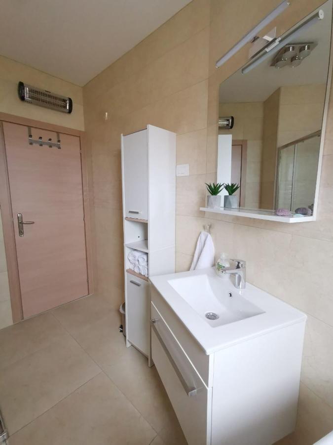 Ristovic Apartment Primosten Bagian luar foto